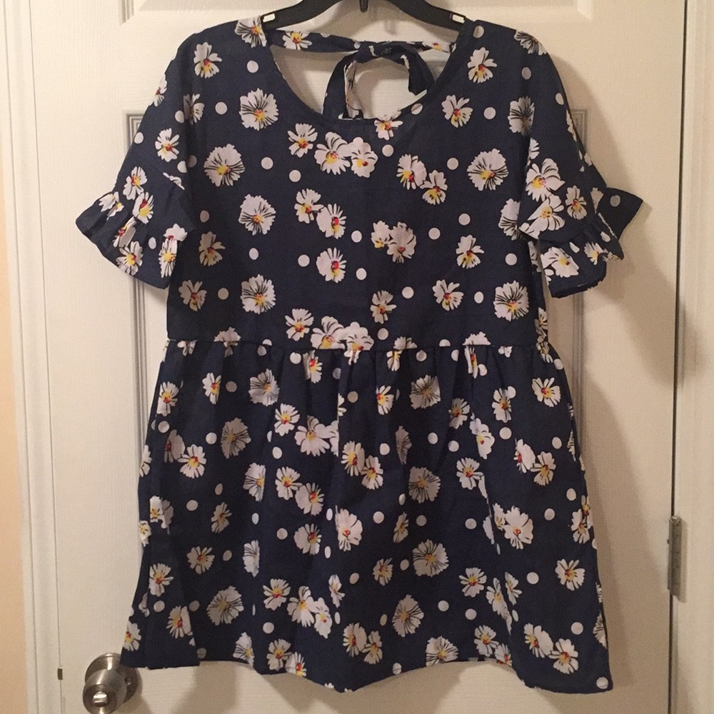Navy Blue blouse with daisies and polka dots